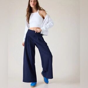 Athleta Brooklyn High Rise Pleated Wide Leg Pants. 12T